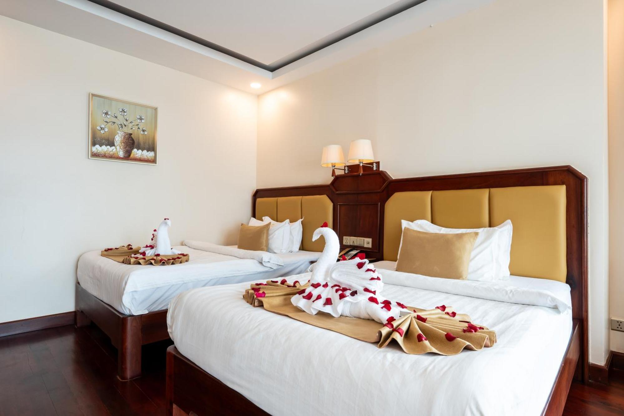 Lbn Asian Hotel Kampong Cham Εξωτερικό φωτογραφία