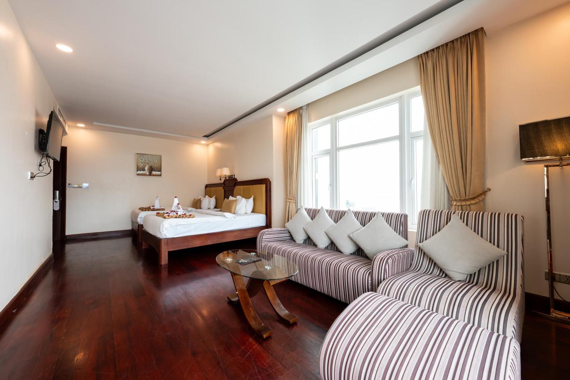 Lbn Asian Hotel Kampong Cham Εξωτερικό φωτογραφία